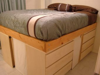кровать деревянная Сливен
