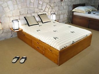 деревянная кровать Ореал