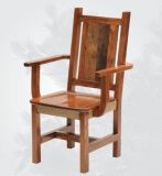 стул деревянный с подлокотниками Гетжурос